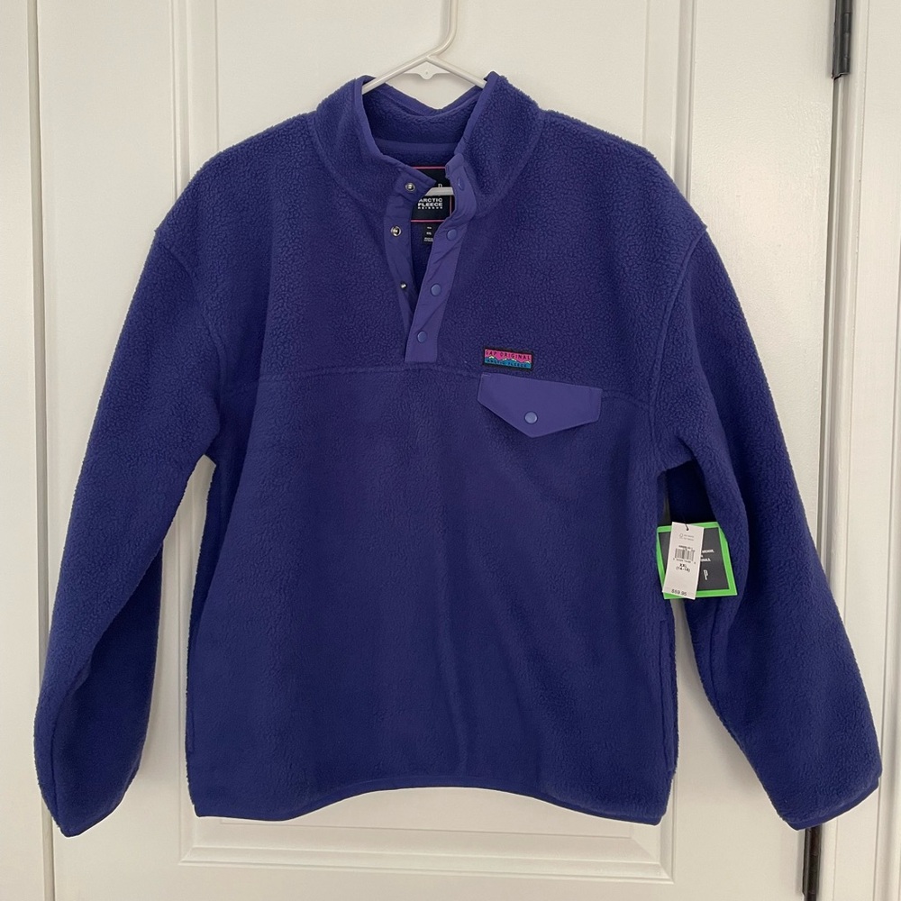 NWT- GAP Arctic Fleece in Rich Blue